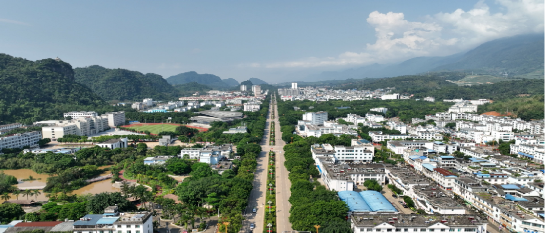 近年来,镇康县认真落实"美丽中国,绿美云南,醉美临沧"建设要求,聚焦"