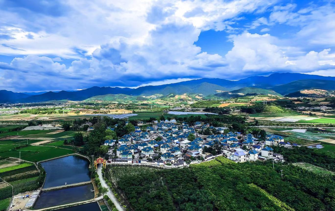 双江:"点上发力"推进乡村旅游建设